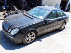 mercedes-benz clase e (w211) berlina del año 2007