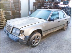 mercedes-benz clase e (w124) berlina del año 1988