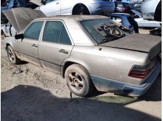 mercedes-benz clase e (w124) berlina del año 1988