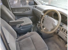 kia carnival ii del año 2001