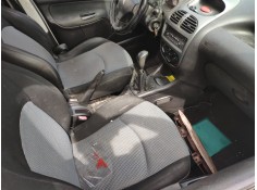 peugeot 206 berlina del año 2004