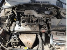 toyota avensis berlina (t 22) del año 1999