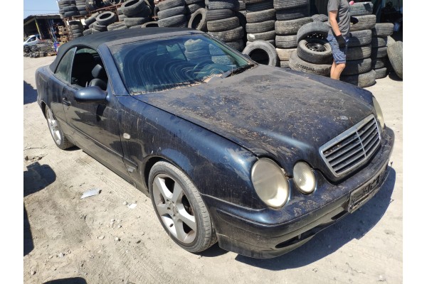 mercedes-benz clase clk (w208) cabrio del año 1999