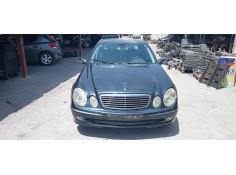 mercedes-benz clase e (w211) berlina del año 2003
