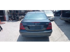 mercedes-benz clase e (w211) berlina del año 2003