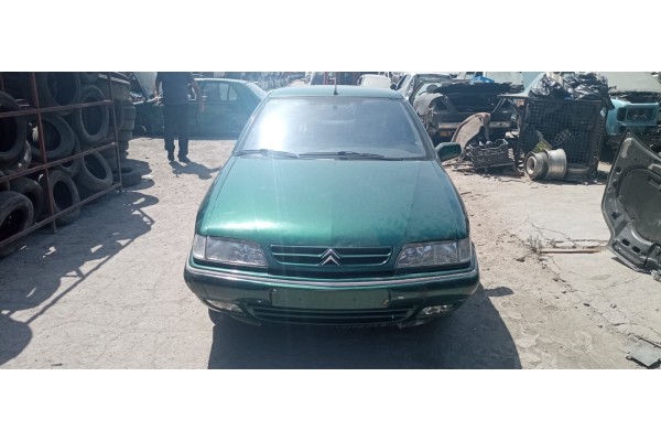 citroen xantia berlina del año 2000