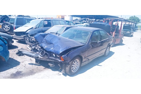 bmw serie 3 berlina (e36) del año 1996
