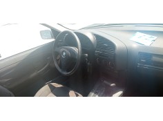 bmw serie 3 berlina (e36) del año 1996