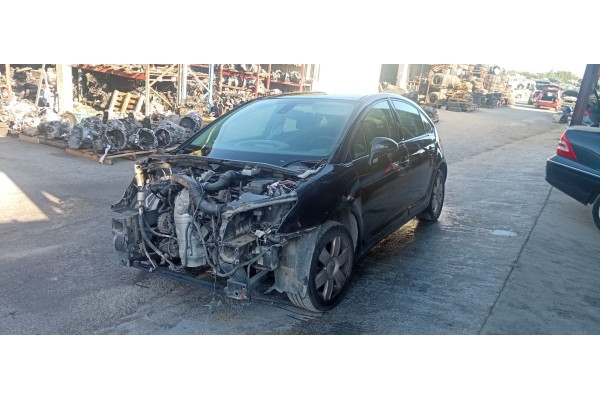 citroen c4 berlina del año 2006