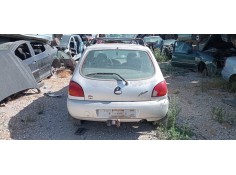 ford fiesta berlina del año 1995