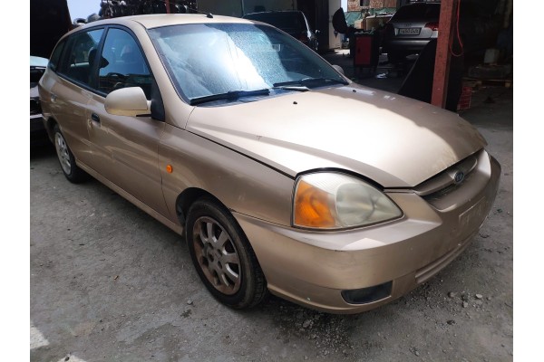 kia rio del año 2002