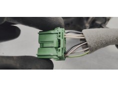 Recambio de retrovisor derecho para volvo v70 familiar 2.4 diesel cat referencia OEM IAM E11015463  