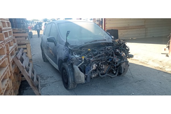 renault scenic iii del año 2014