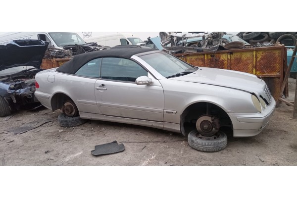 mercedes-benz clase clk (w208) cabrio del año 2000