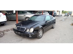 mercedes-benz clase clk (w208) coupe del año 2001