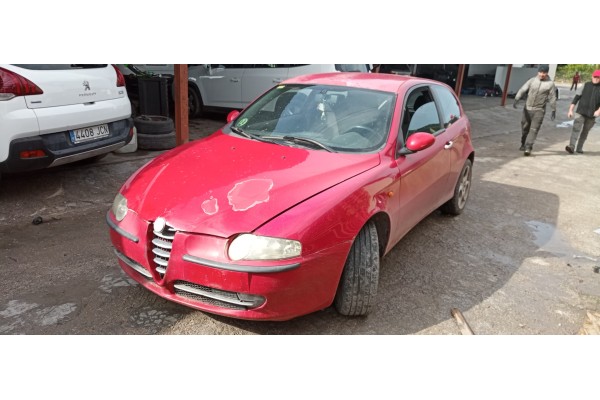 alfa romeo 147 (190) del año 2000