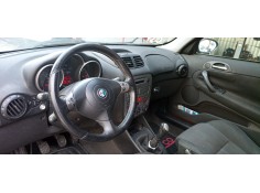 alfa romeo 147 (190) del año 2000