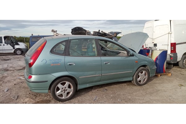 nissan almera tino (v10m) del año 2000