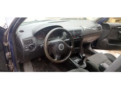 volkswagen golf iv berlina (1j1) del año 2005