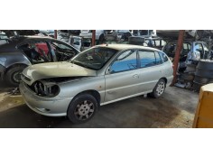 kia rio del año 2000