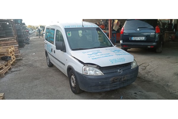 opel combo (corsa c) del año 2001