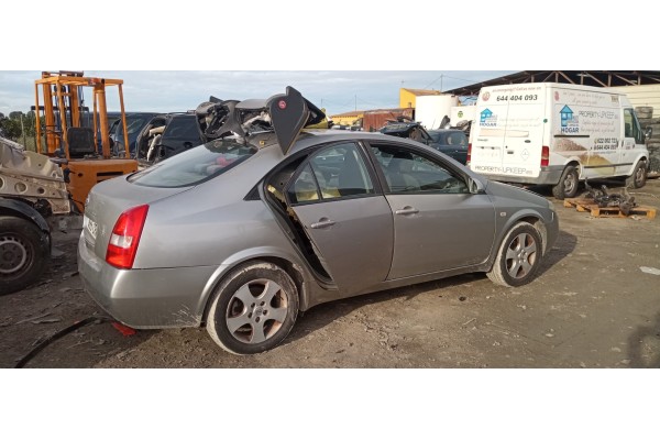 nissan primera berlina (p12) del año 2001