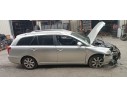 toyota avensis wagon (t25) del año 2003