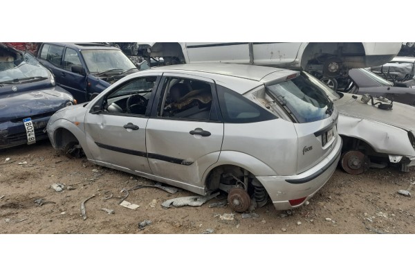 ford focus berlina (cak) del año 1998