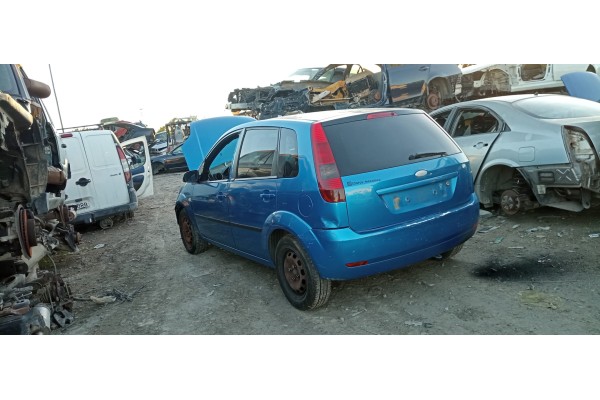 ford fiesta (cbk) del año 2001