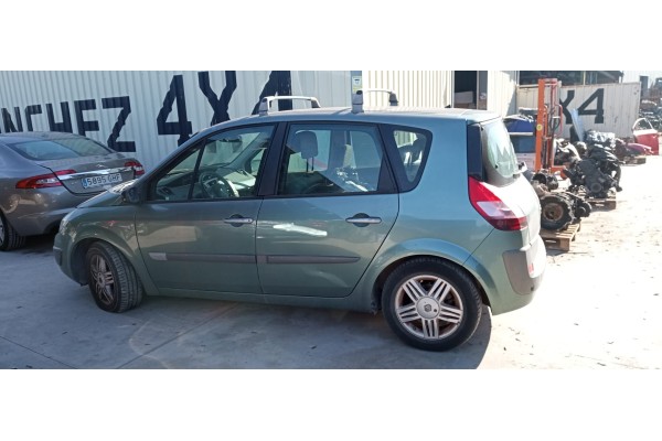 renault scenic ii del año 2003