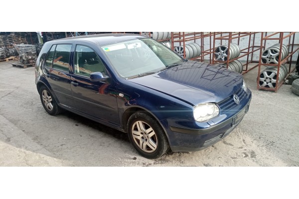 volkswagen golf iv berlina (1j1) del año 2001