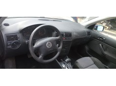 volkswagen golf iv berlina (1j1) del año 2001
