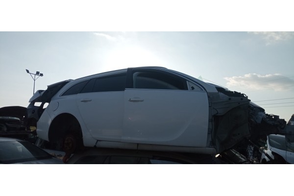 opel insignia sports tourer del año 2008