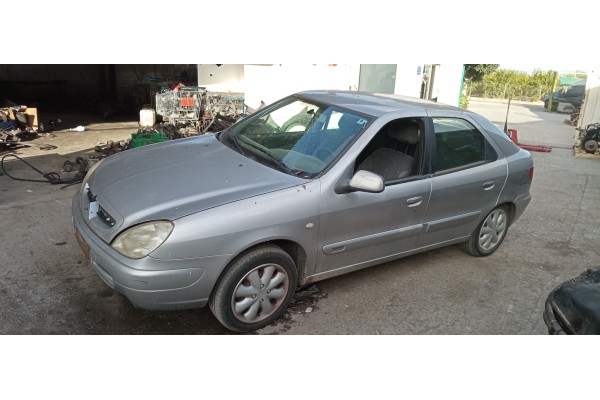 citroen xsara berlina del año 2000