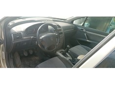 peugeot 407 del año 2004