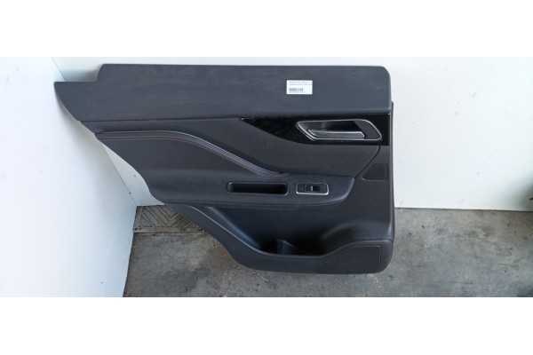Recambio de guarnecido puerta trasera izquierda para jaguar f-pace 2.0 diesel cat referencia OEM IAM   