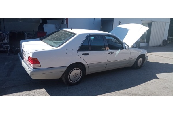 mercedes-benz clase s (w140) berlina del año 1994