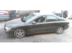 volvo s60 berlina del año 2000