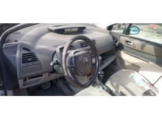 citroen c4 berlina del año 2004