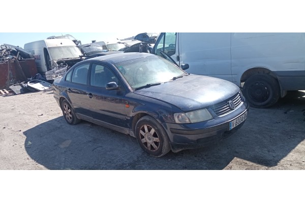 volkswagen passat berlina (3b2) del año 1999