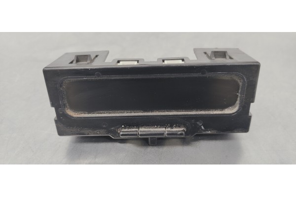 Recambio de pantalla multifuncion para renault megane ii berlina 5p confort dynamique referencia OEM IAM 8200107839  