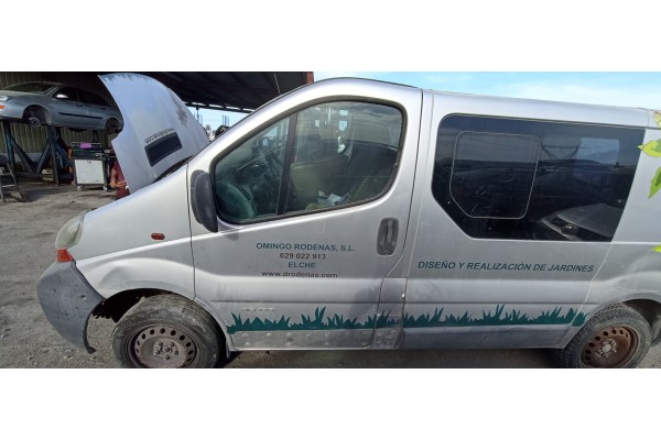 renault trafic combi (ab 4.01) del año 2001