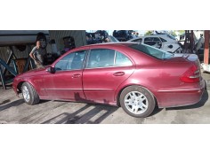 mercedes-benz clase e (w211) berlina del año 2006