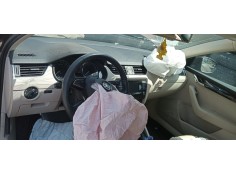 skoda octavia combi (5e5) del año 2013