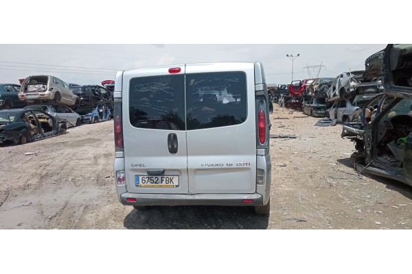 opel vivaro del año 2001