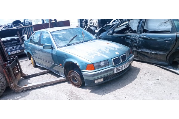 bmw serie 3 berlina (e36) del año 1990