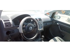 volkswagen touran (1t1) del año 2003