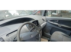 toyota previa (r30) del año 2000