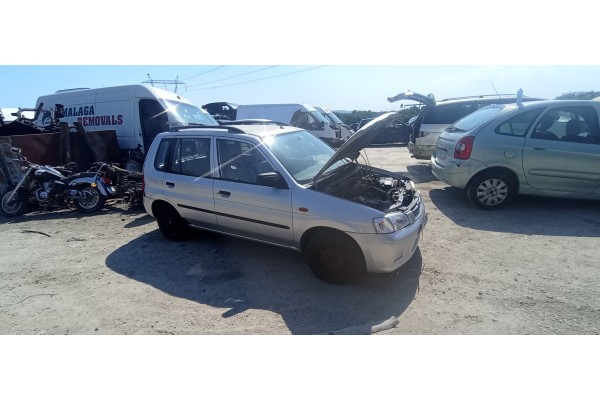 mazda demio (dw) del año 2000