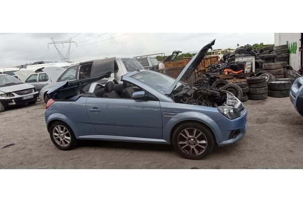 opel tigra twin top del año 2004